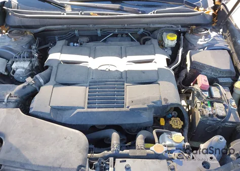 2016 Subaru Outback 3.6R Limited из США, поврежденный, VIN 4S4BSENC0G3326159